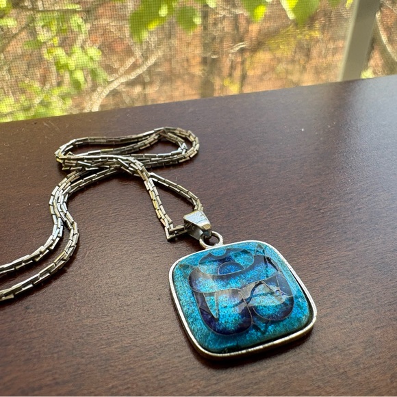 Vintage 1940s -1950s Sterling Silver Egyptian Revival Scarab Enamel Necklace✨ - Picture 5 of 15